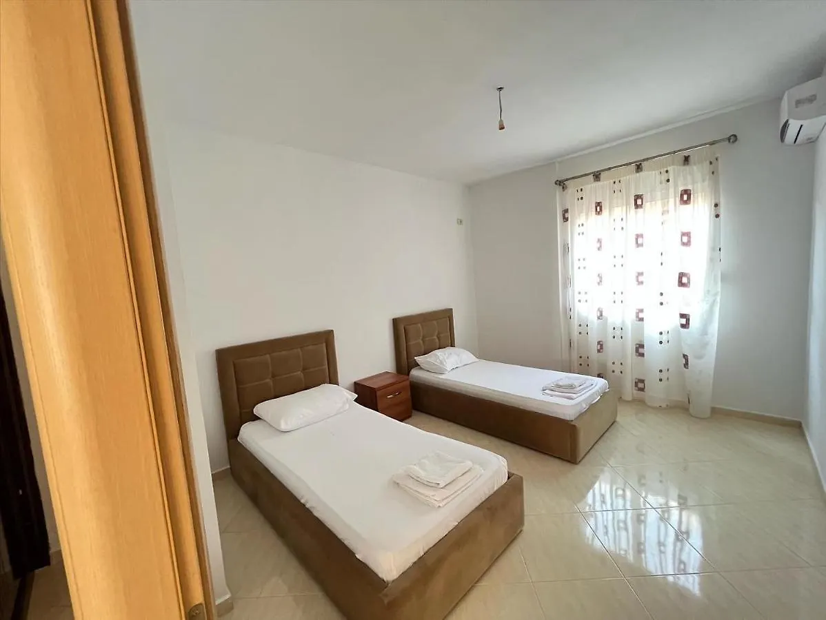 Xhino'S Apartments 0*, Sarande Albania